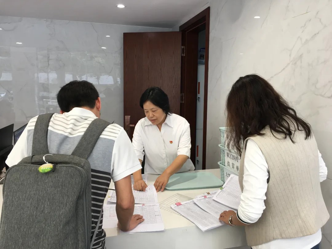 【云南省医疗保障工作先进个人事迹】云南省医疗保险异地费用结算中心蒋晓燕