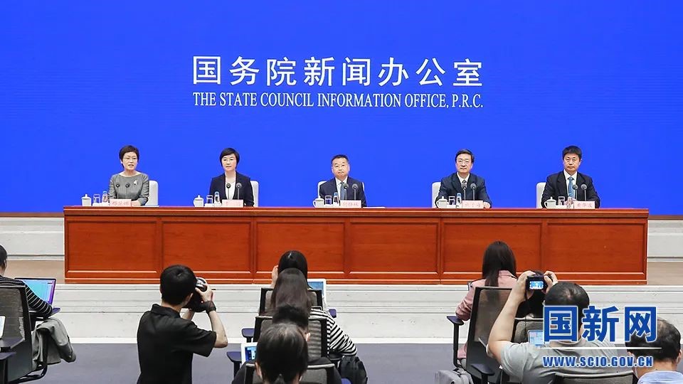 国家医疗保障局出席国新办“权威部门话开局”系列主题新闻发布会